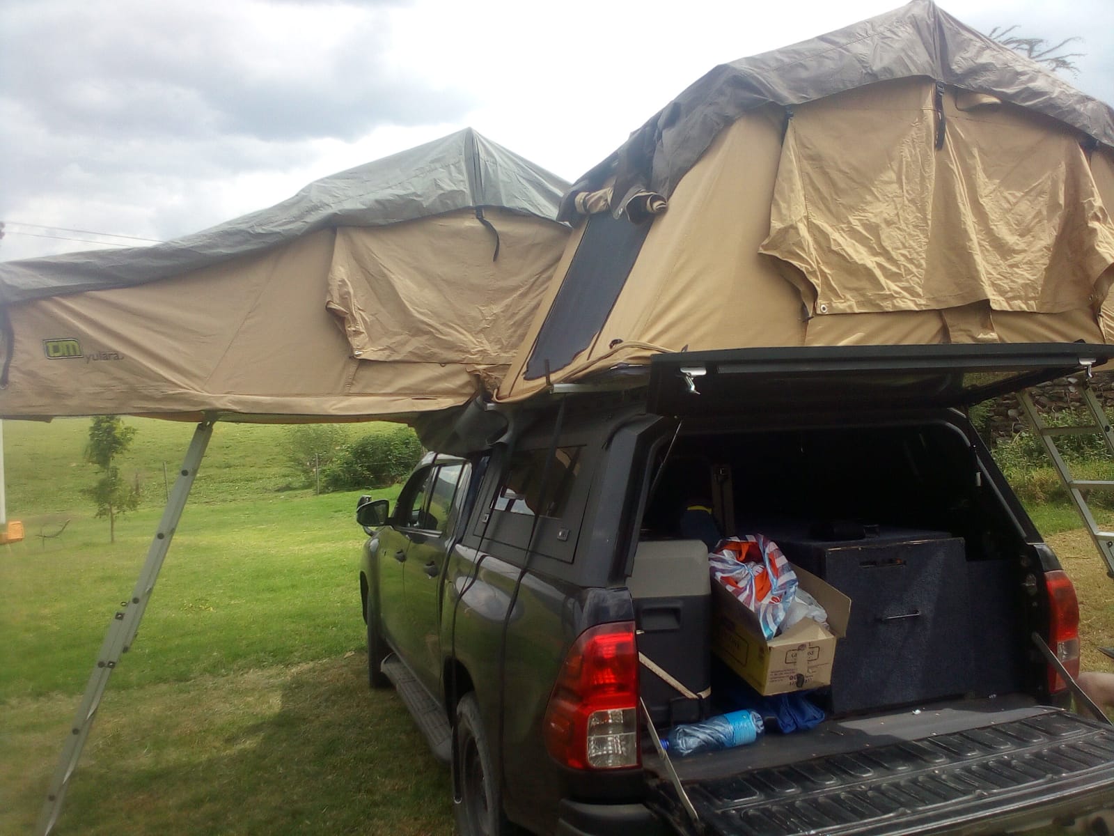 Hilux Double Cabin