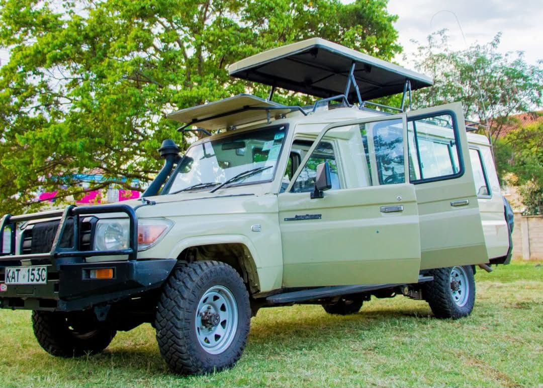 Landcruiser Safari Jeep